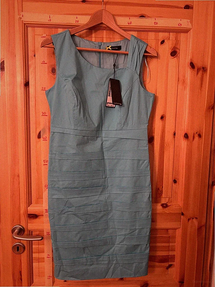 30 Euro, Versand 0 Euro, neu mit Etikett, kleid 38