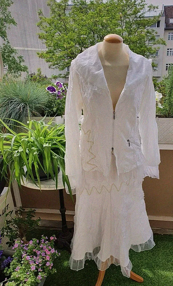 7 SINS Exclusives romantisches Damen Kostüm 2 Teiler Blazer+Rock weiß Gr. 38/40