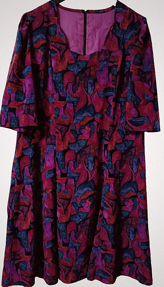 A-Linie Damenkleid 100% Seide Gefüttert Gr. 46 - s. Maße unten!