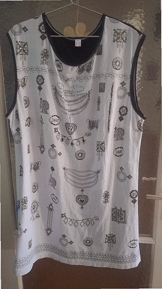 56 A-Linien-Kleid
