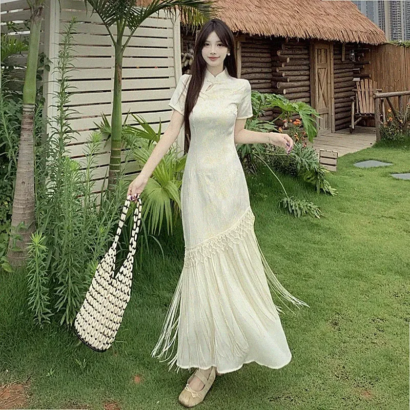 A-Linien-Langes Kleid Damen Jacquard Qipao Kurzarm Mit Fransen Beige