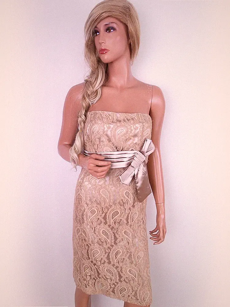Abend Cocktail Mini Kleid Beige Paisley Spitze Etui Trägerlos Ärmellos Gr. 40