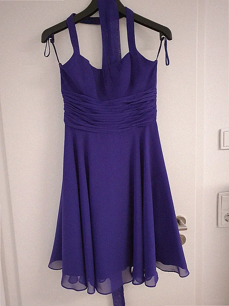 Abschlussball-, Abend-, Party-, Cocktail-, Neckholderkleid - Größe 36 - lila