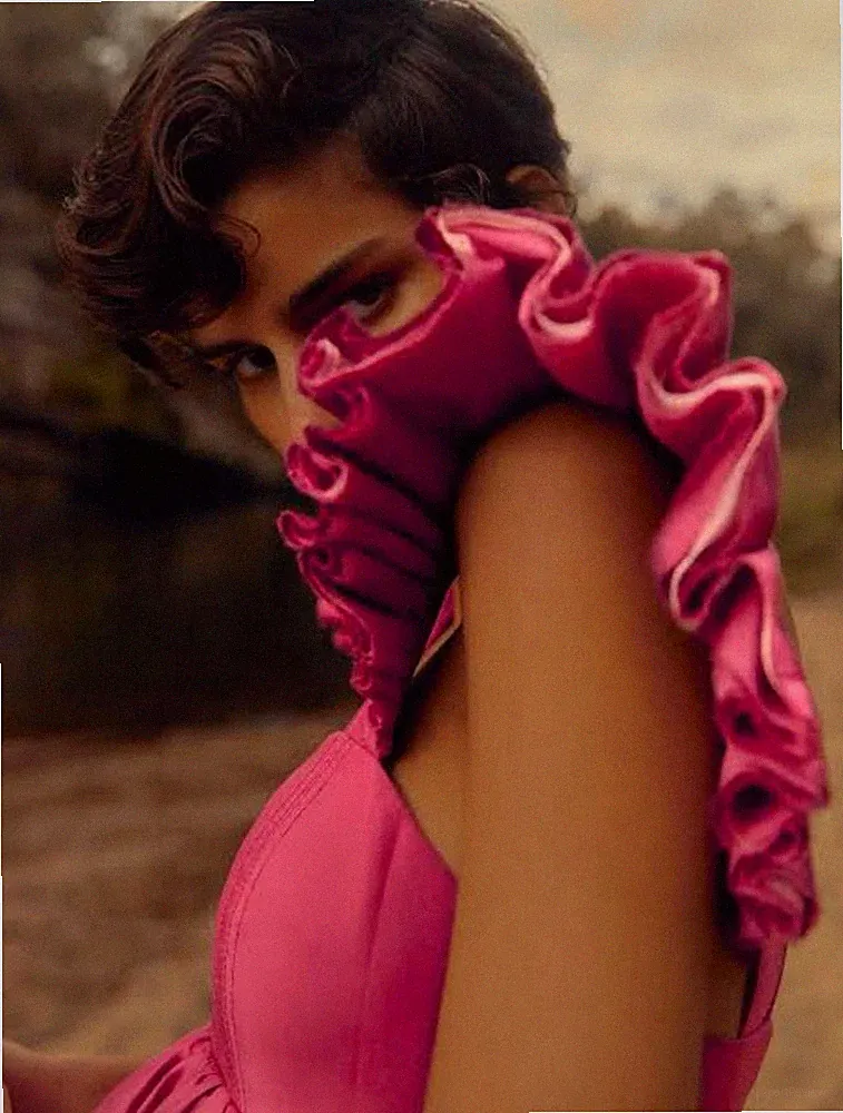 AJE ärmelloses Etuikleid Minikleid große Rüschen V-Ausschnitt Hot Pink Leinen...
