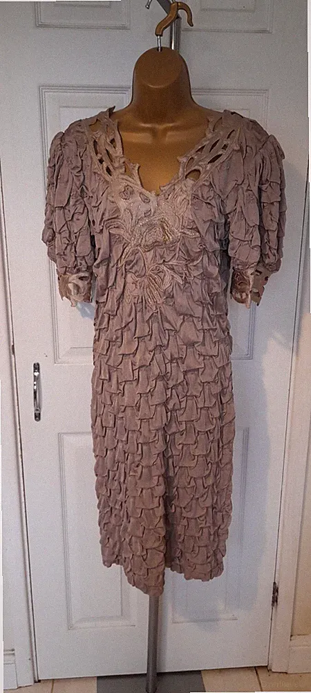 Ann Balon italienisches Midikleid, Größe UK 8/10 Anlass auffälliger Hochzeitsgast