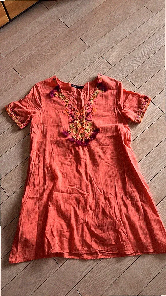 Antik Batik Damen Kleid Koralle XL/44 A-Linie knie V-Ausschnitt bestickt