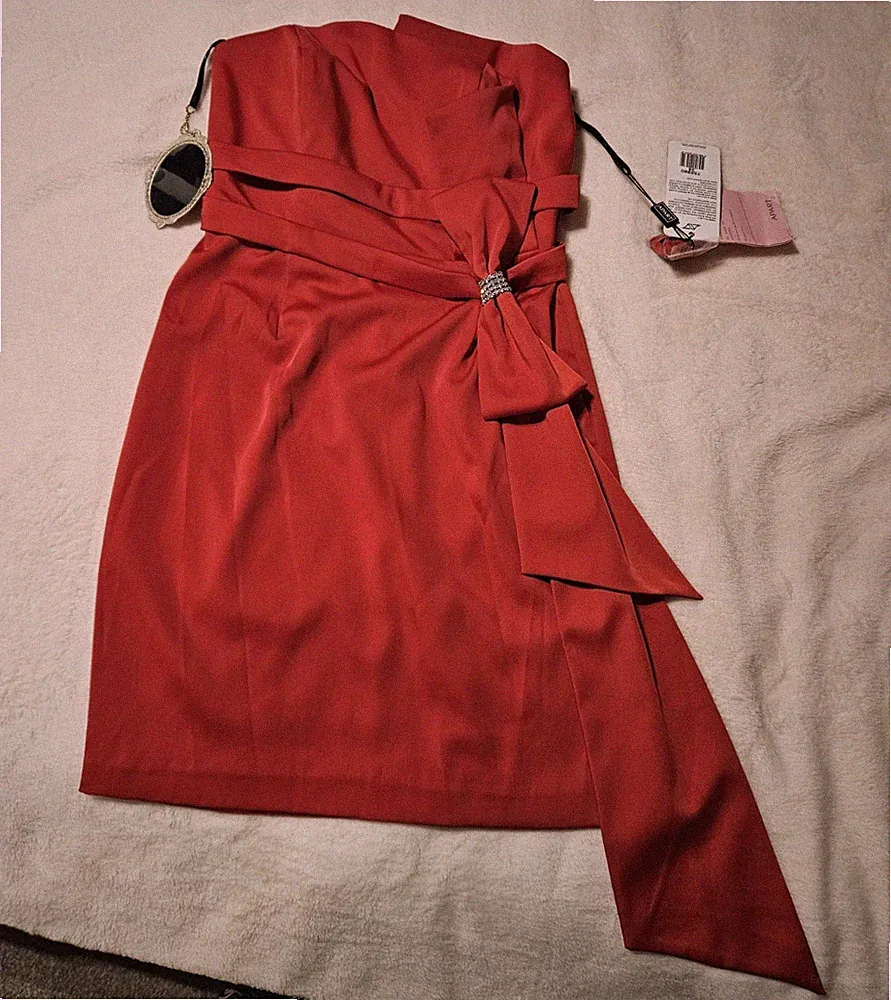APART glamour Etuikleid Rot Gr. 38 Herzausschnitt ärmellos Schleife Strass