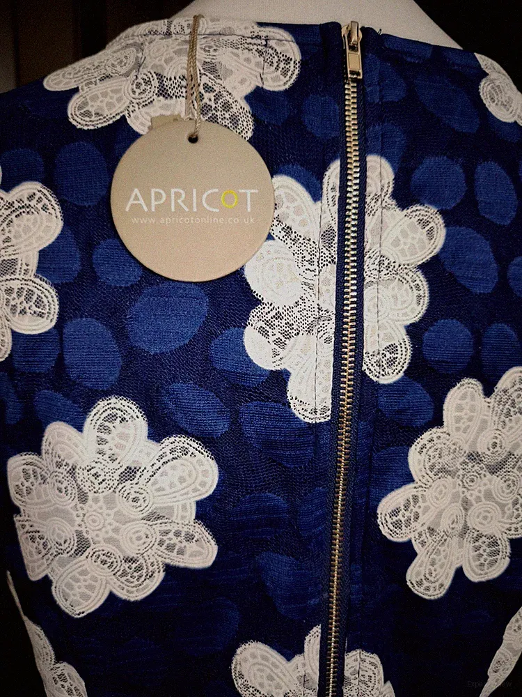 "APRICOT" Damen Etui Kleid Gr. M, Spitze, gefüttert, NEU! NP 41,95€