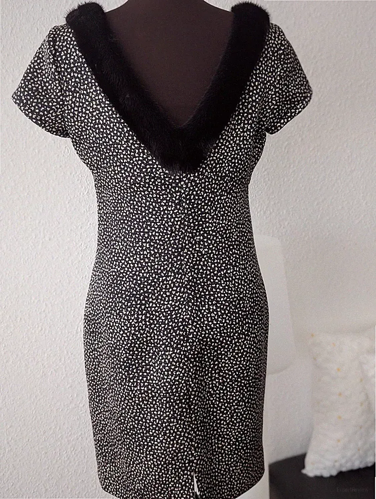 Armani Collezioni Kleid mit Pelz