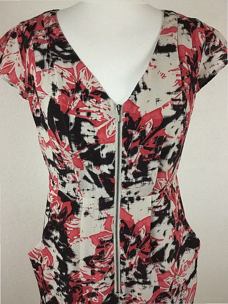 Autograph; V-Ausschnitt Kurzarm A-Linie Kleid Schwarz Rot Beige 2 Taschen Gr.38