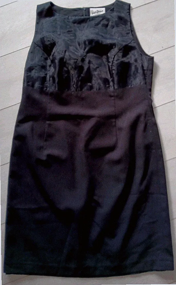Avitano Damen Etuikleid Gr. 44 schwarz ärmellos knielang RV Rundhals
