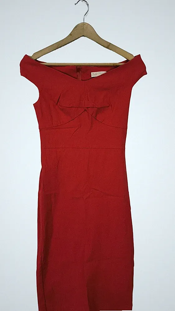 BELLE POQUE Etuikleid Damen Kleid Gr. DE 36 rot Elegant