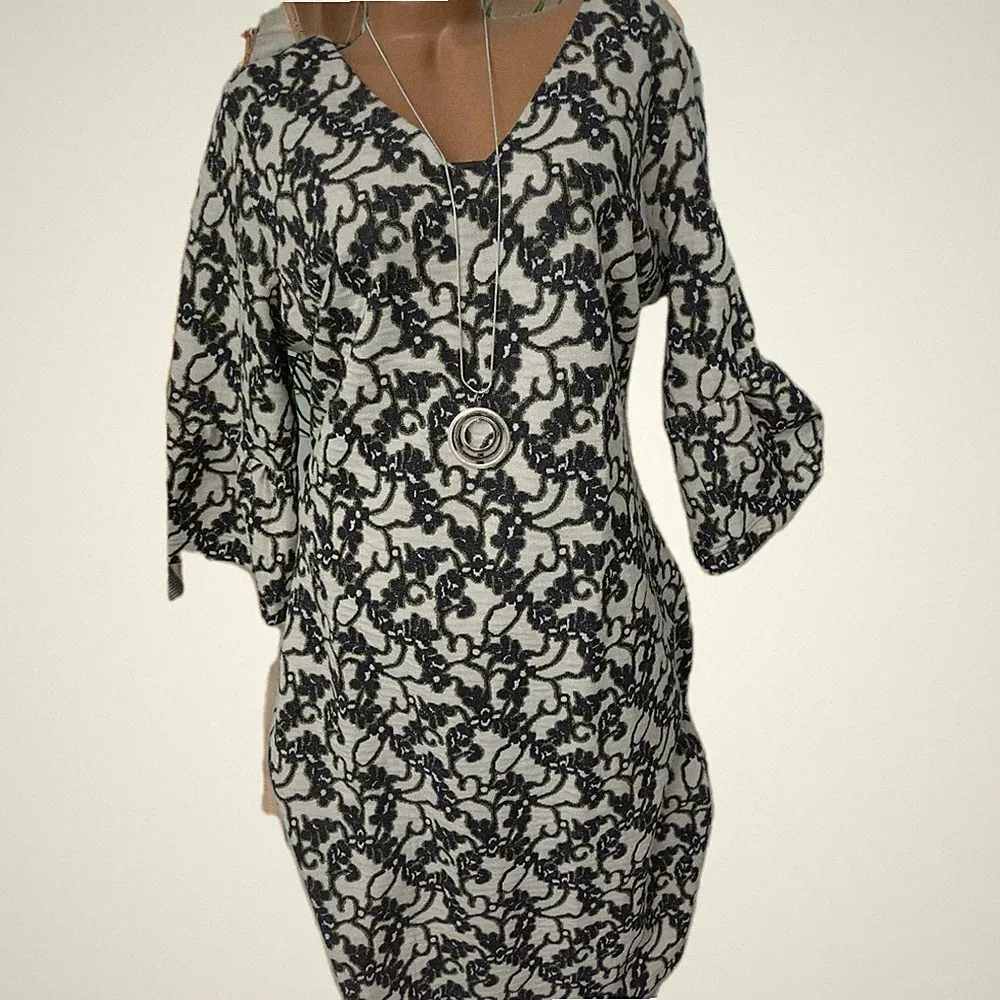 Belloya Kleid Etuikleid Gr. 44 bis 54 gemustert Volantarm (920) Große Größen