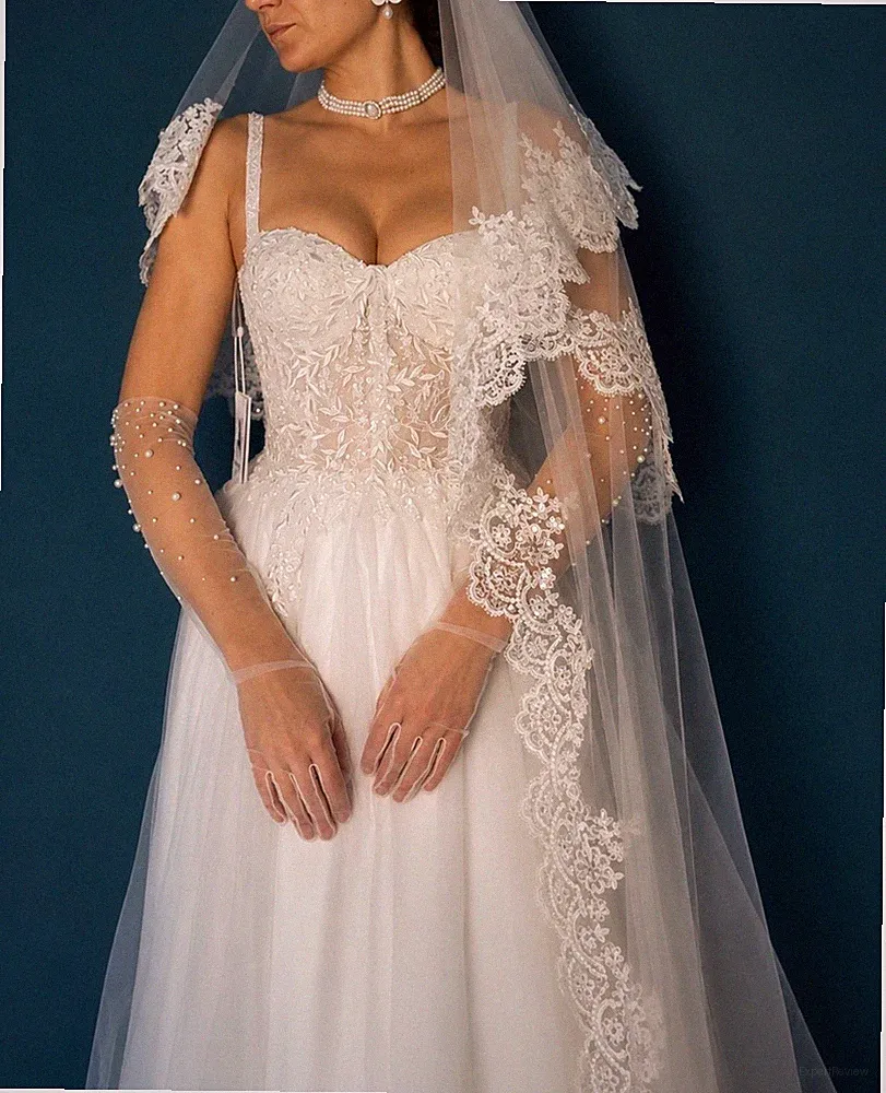 Bescheidenes Brautkleid Spaghetty Träger, minimalistisches Kleid, Größe 8