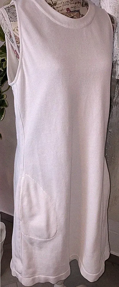 Bildhübsches LOCKERES Weißes Kleid Sommerkleid mit Taschen Benetton 36 38 40