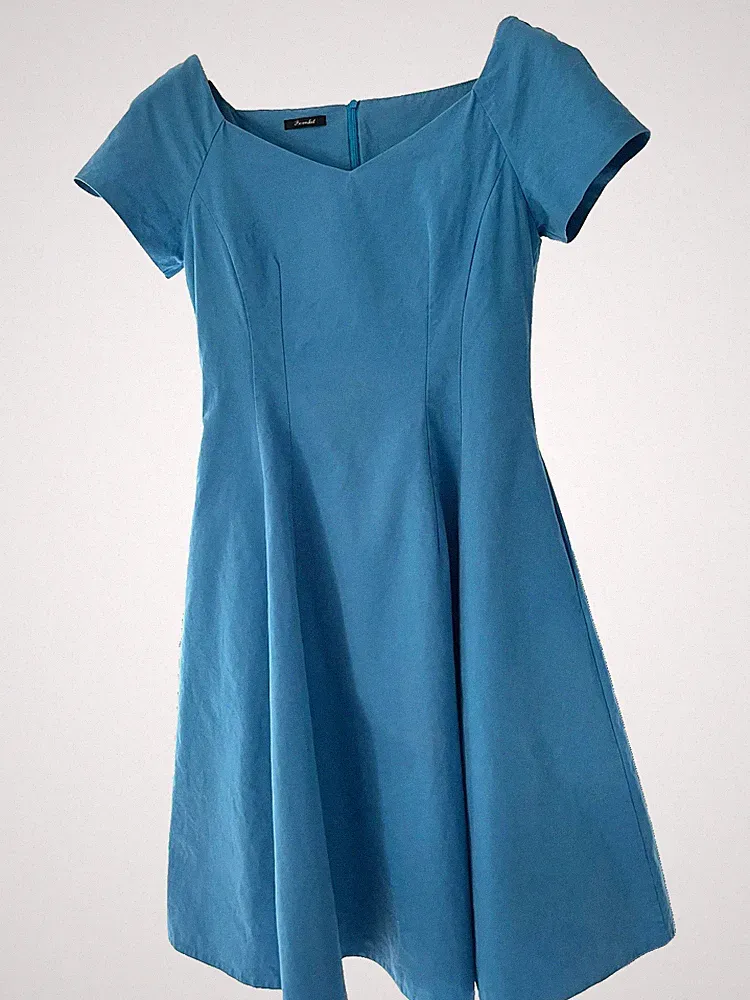 Blaues Kleid von FEMKIT mit Taschen Größe S (36)