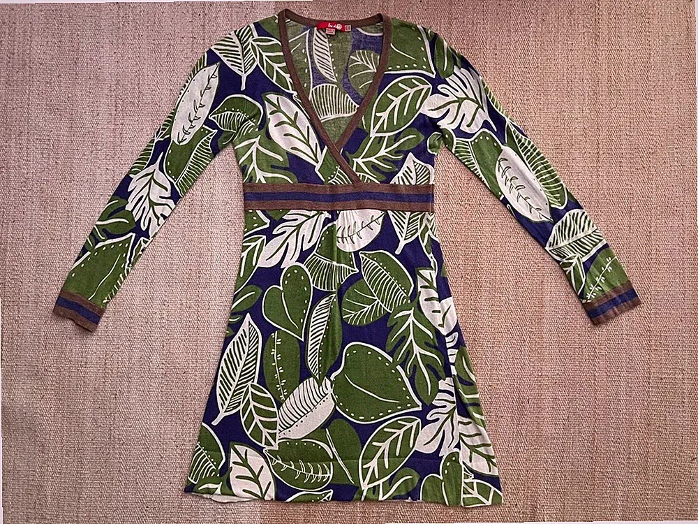 Boden Kleid Gr. 36 Grün Baumwolle A-Linie Langarm V- Ausschnitt Top Zustand