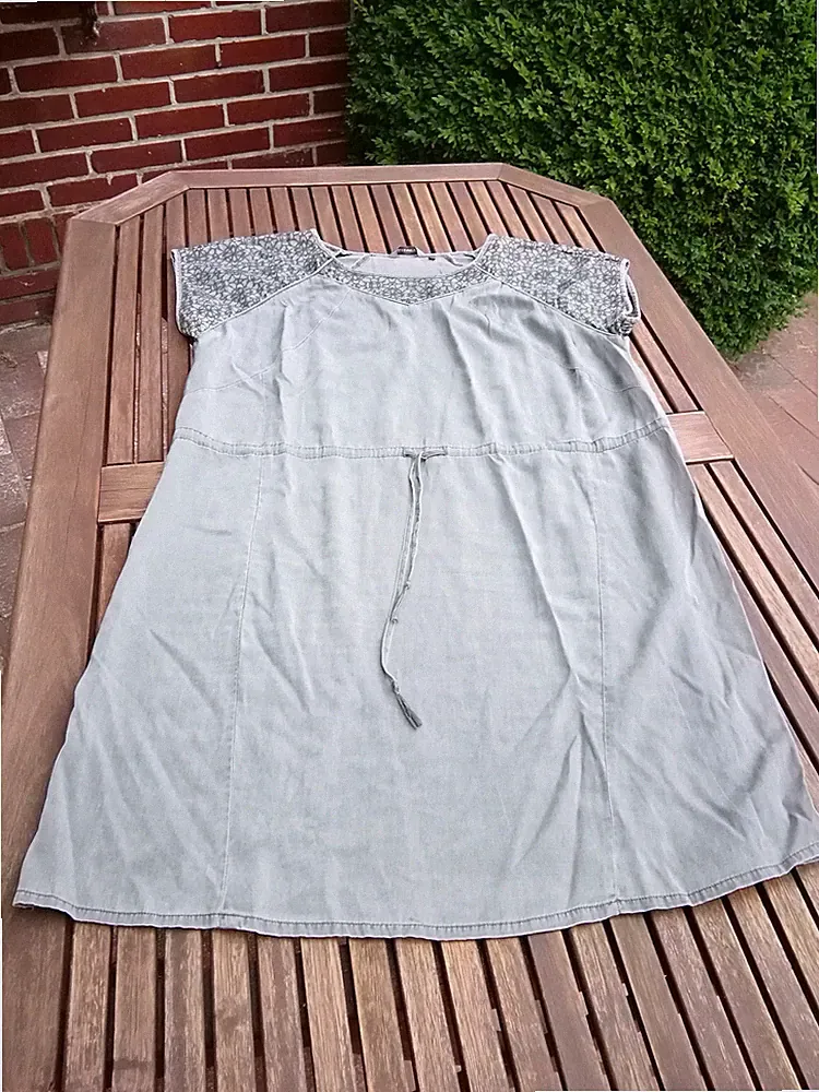Bonaparte hübsches A-Linien Schlupfkleid Kleid bestickt grau 2XL 46/48