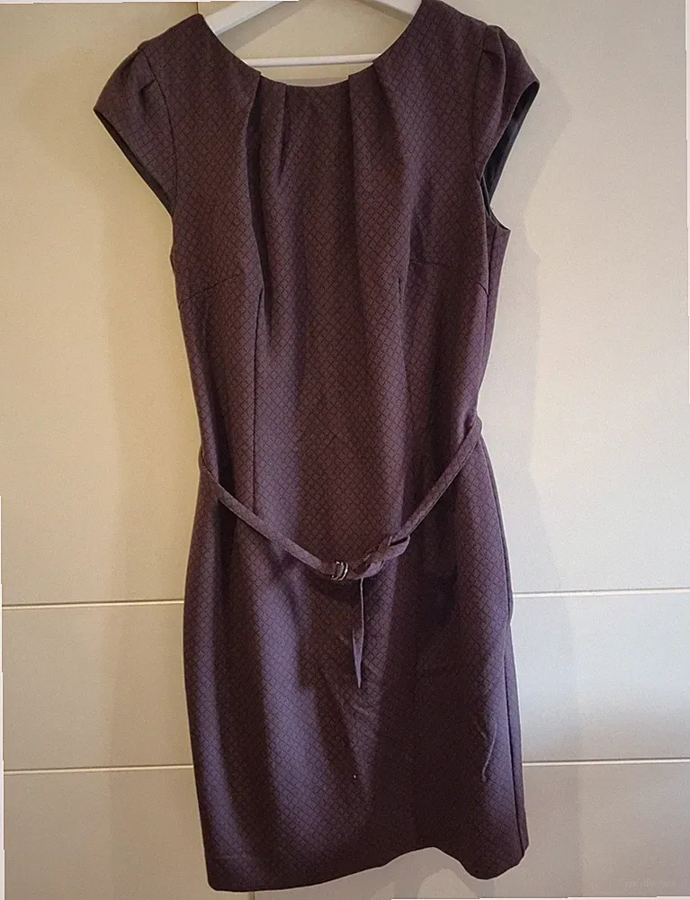 Bonita Damen Etuikleid Beere/Schwarz geometrisch mit Gürtel Kurzarm Gr. 42 knie
