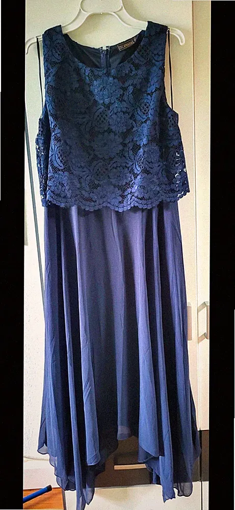bonprix Damen Midi-Kleid Gr. 40 Blau Spitze ärmellos A-Linie asymmetrisch