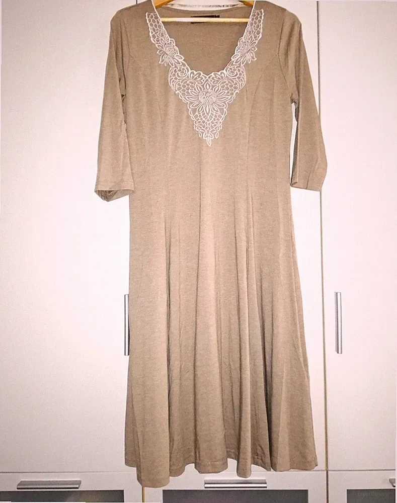 bonprix Damen Midi-Kleid L Beige A-Linie 3/4-Arm V-Ausschnitt Stickerei
