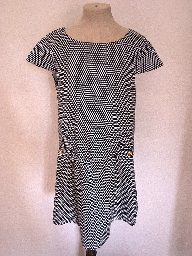 146 Etui kleid