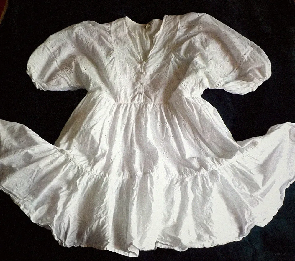 C&A tolles luftiges Kleid, lockerer Schnitt, gelocht Größe S, 34