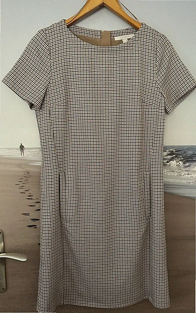 Camelfarbenes Etuikleid von Esprit petite, Gr. 36