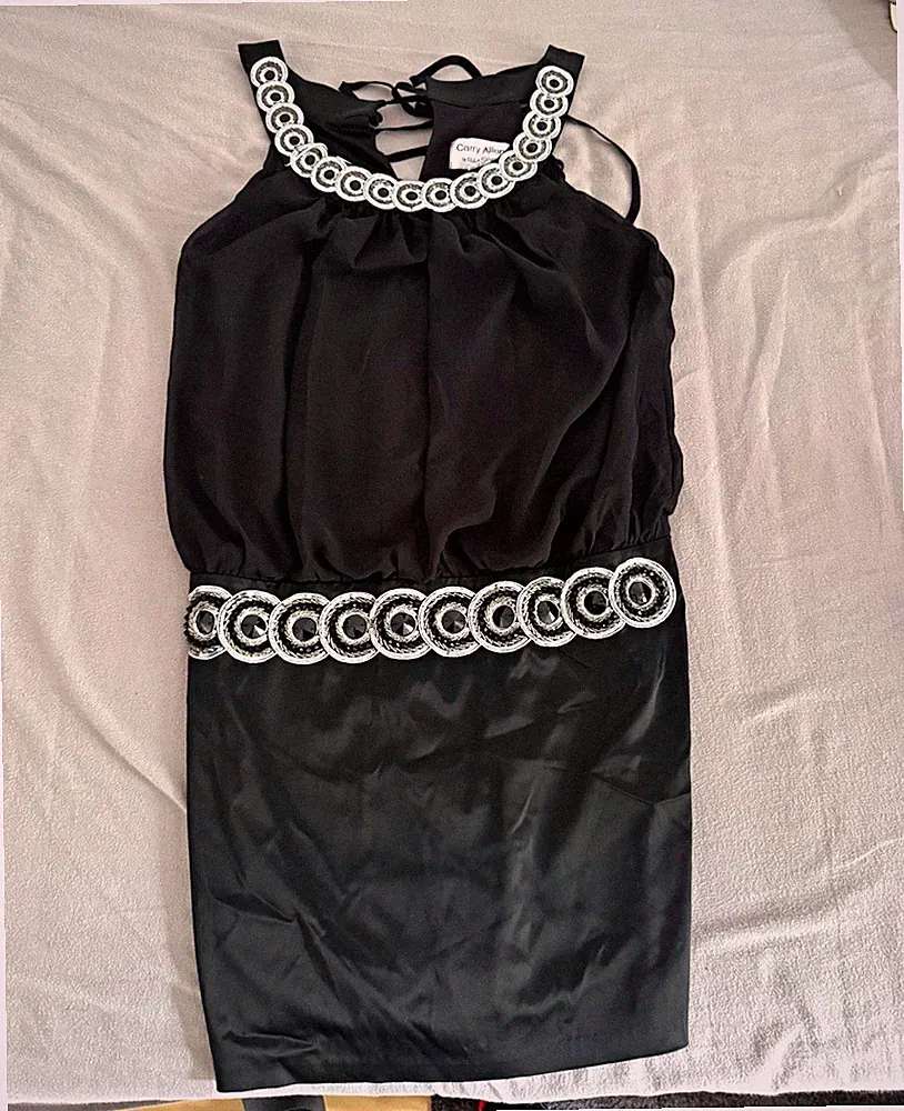 Carry Allen by ELLA SING Etuikleid Chiffon Pailletten schwarz/silber Gr.42