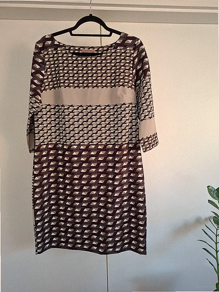 Cartoon by Betty Barclay Damenkleid A-Linie Flieder-Grau-Weiss Gr. 42 gebr.w.Neu