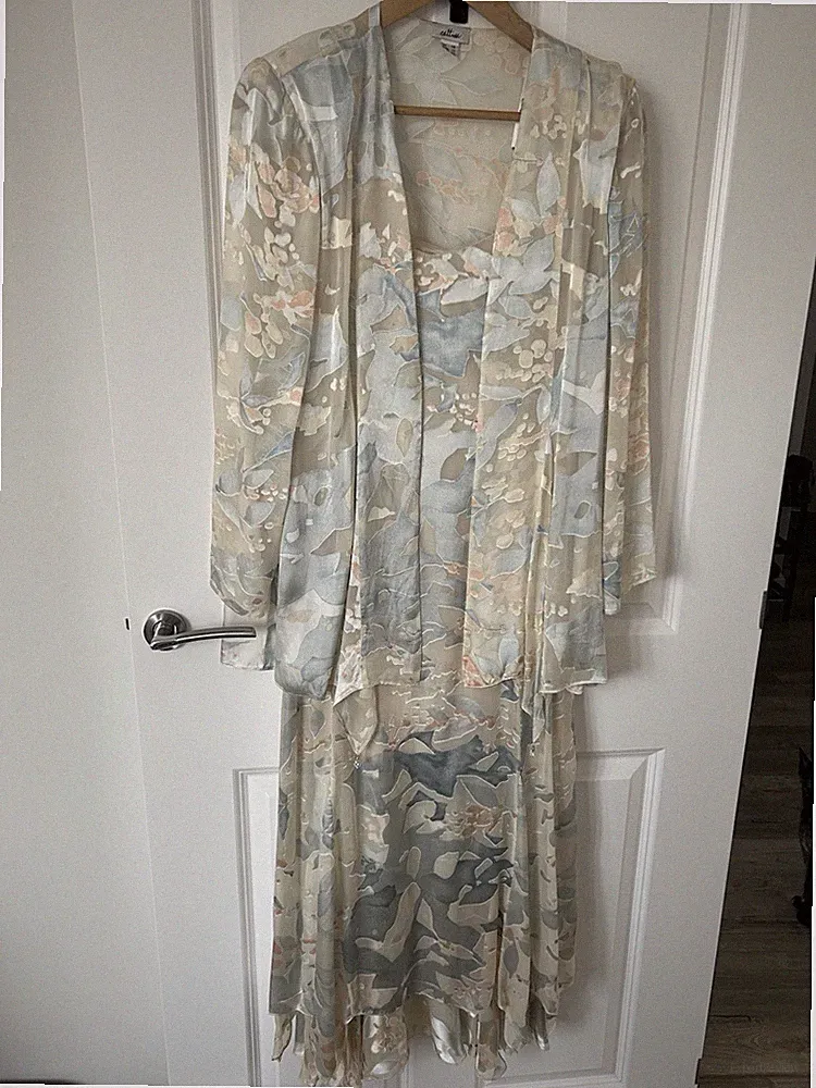 Cattiva Seidenmischung Kleid & Jacke Set UK 14 MOB Hochzeit Gast Rennen Pastell