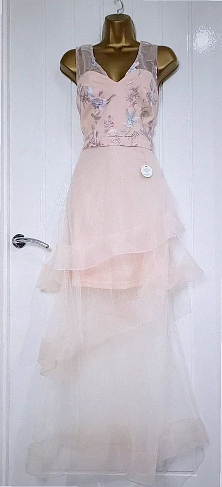 Chi Chi London Maxikleid