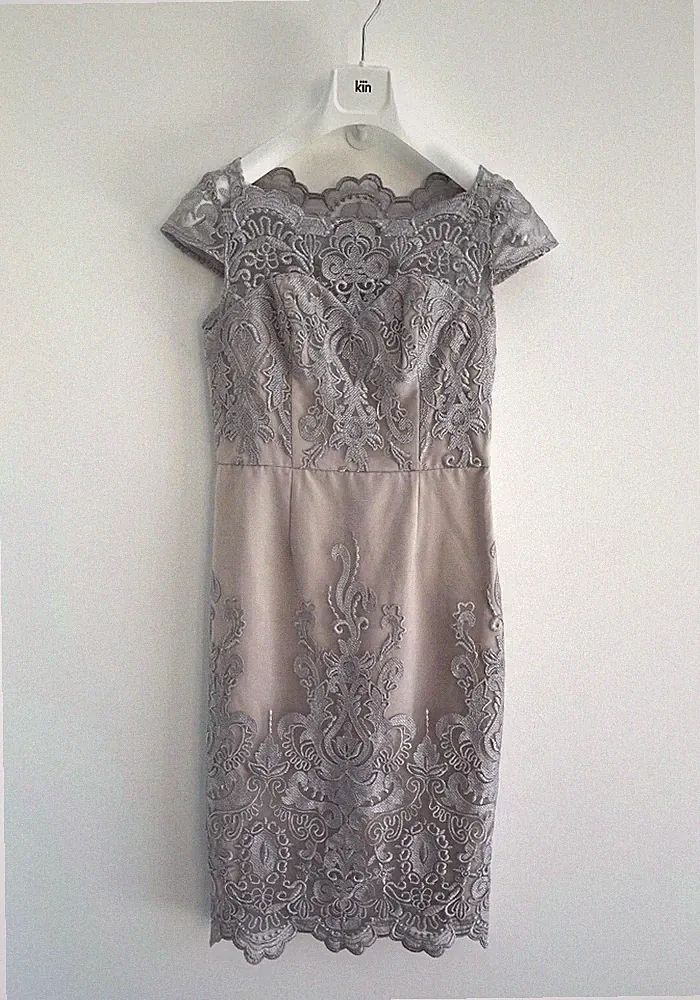 Chi Chi London Kleid Grau Etuikleid Spitze Hochzeitsgast UK 10-12
