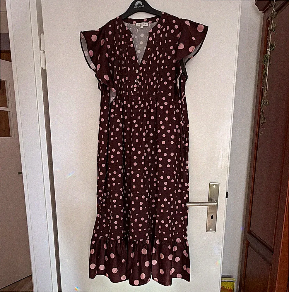Christian Berg Damen Midi Kleid A-Linie gepunktet V-Ausschnitt Knopfleiste 40