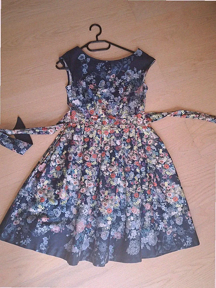 Closet Kleid Gr. 36