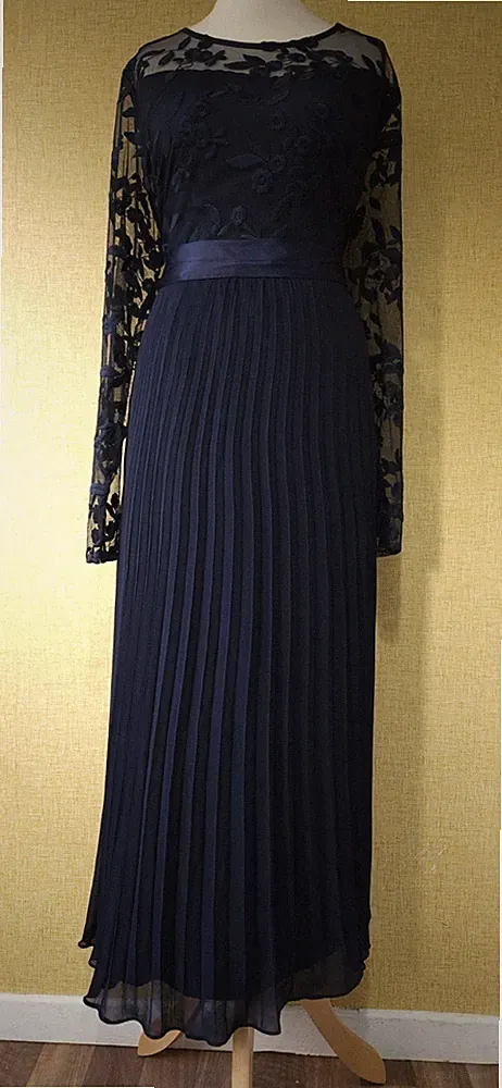 Coast Kleid Gr. 12 159 £ marineblau bestickt Midi Party Hochzeit Gast blau Plissee