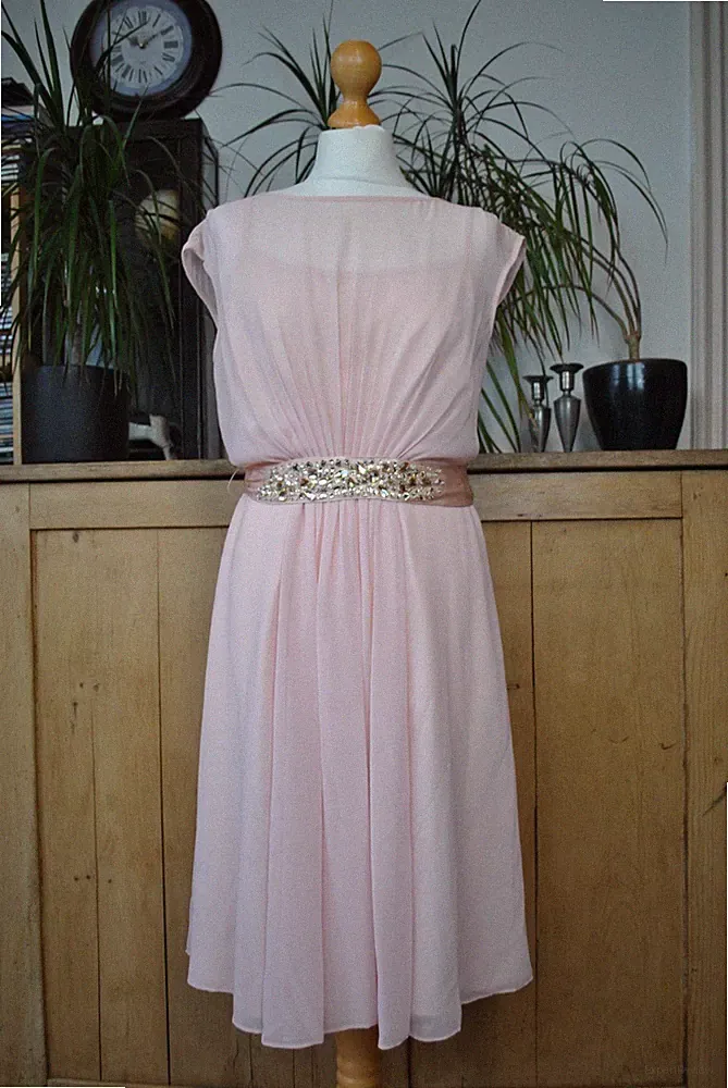 Coast Lori Lee Blush Pink Chiffon Kleid Schmuck Taille Größe 14 Hochzeit Gast Abschlussball