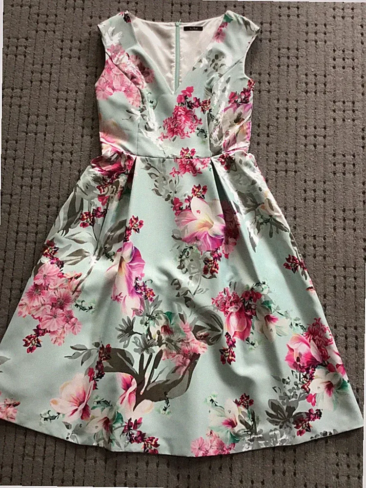 Cocktail-, Abschluss-, Tanzkleid, 1x getragen, Vera Mont, 38/40, leicht glänzend