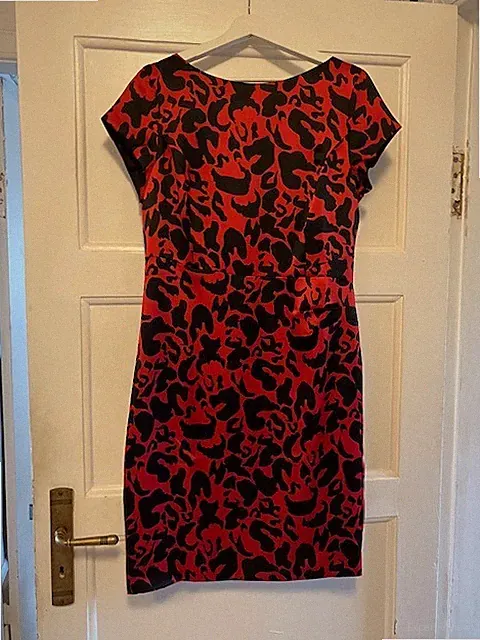 Cocktailkleid 42,rot/schwarz animalprint,Satin,kurzärmlig