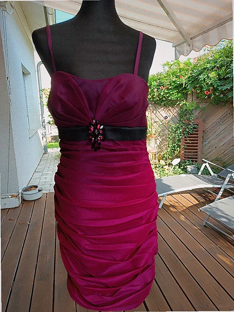 Cocktailkleid, Gr. 40, Farbe Pink - Aubergine, gerafft , A- Linie, mit Bolero