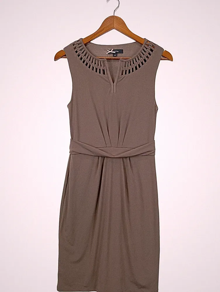 COMMA Etuikleid Damen Kleid Gr. DE 34 braun Casual-Look