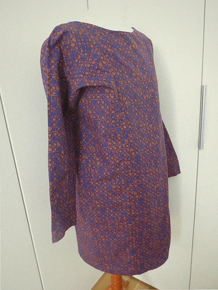 COS Etui Kleid 38 royal blau und gold geometrisch gemustert Baumwolle