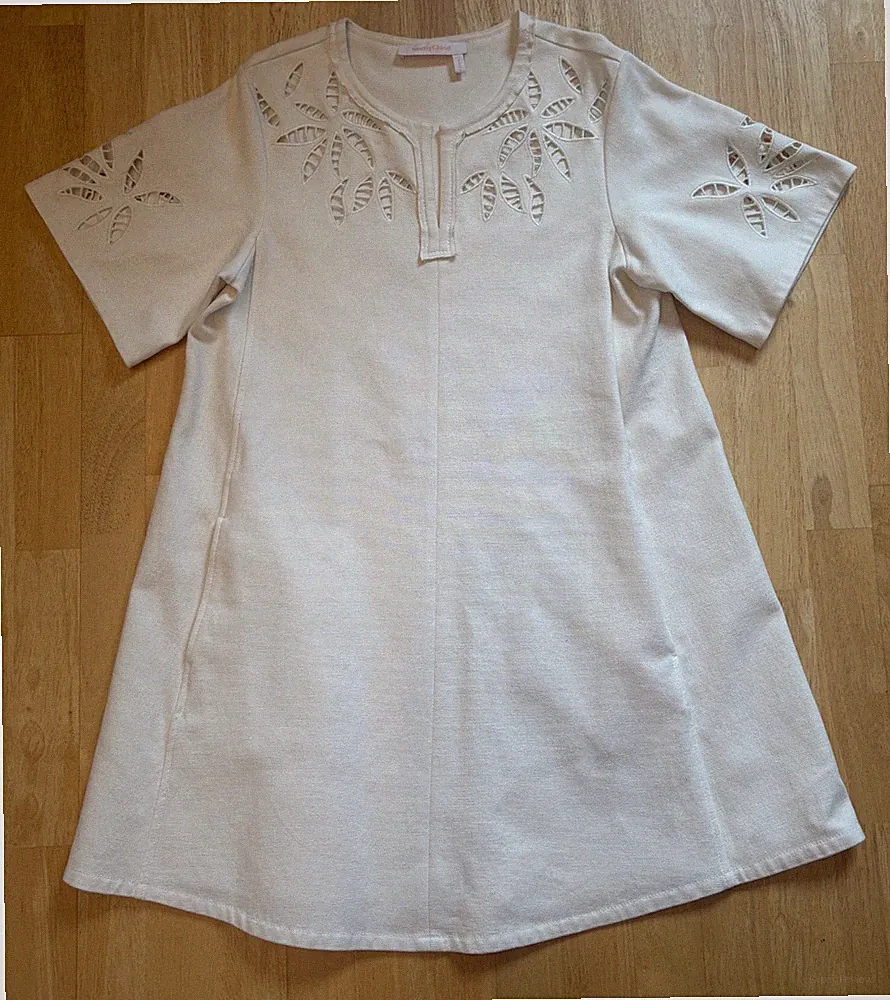 Cremfarbenes Sommerkleid von SeebyCloe, Größe 40