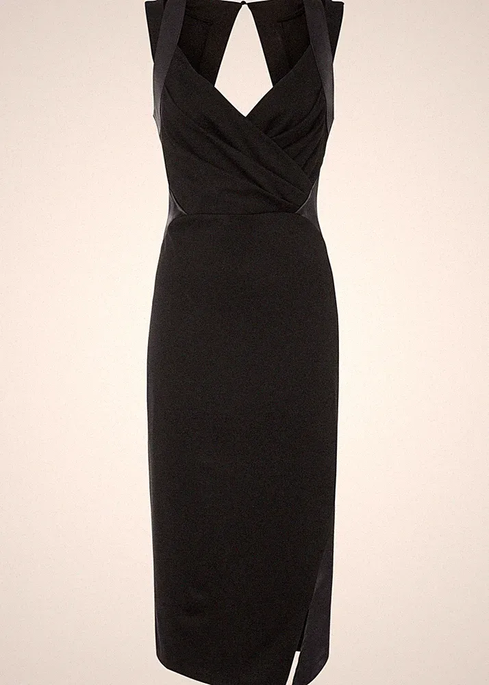 32 Etui kleid