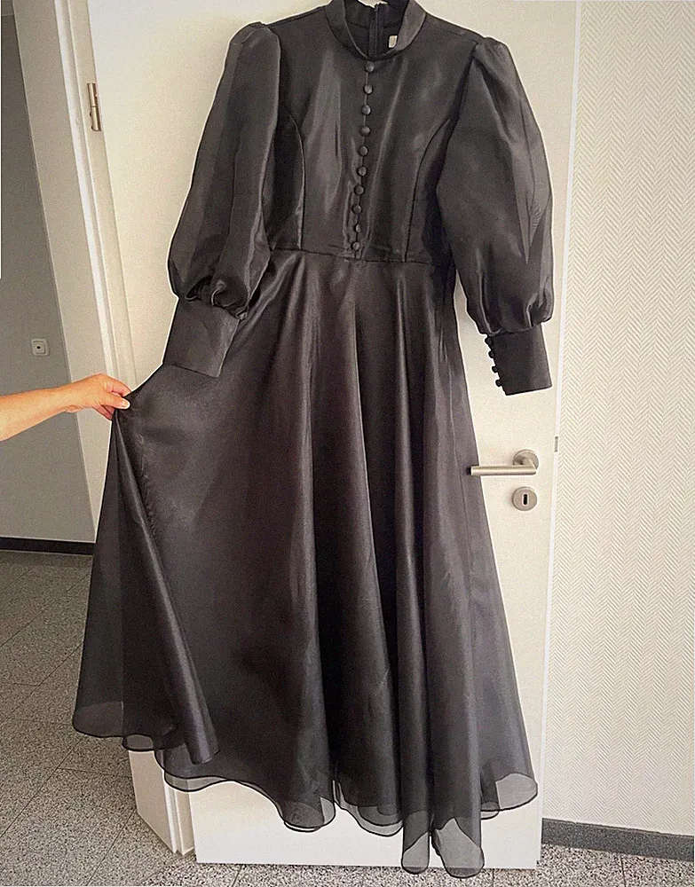 Damen A-Linien-Kleid lang schwarz Gr. L Stehkragen Puffärmel Knopfleiste