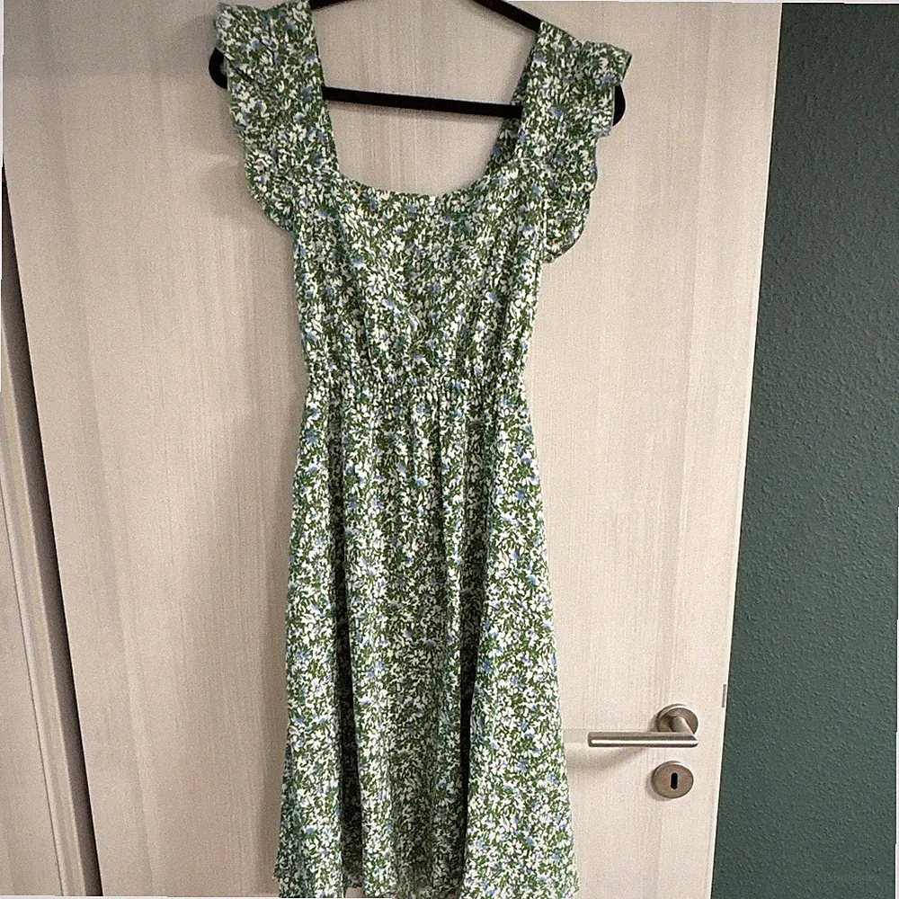 Damen A-Linien-Kleid Midi grün/weiß/blau Blumen Cut-Out rückenfrei S