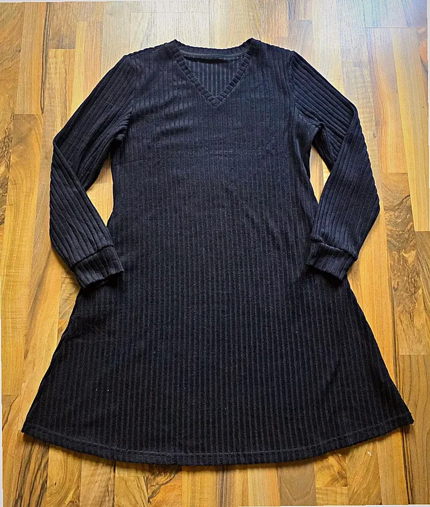 Damen A-Linien Rippstrick Kleid Schwarz V-Ausschnitt Langarm knie-lang Gr. XL