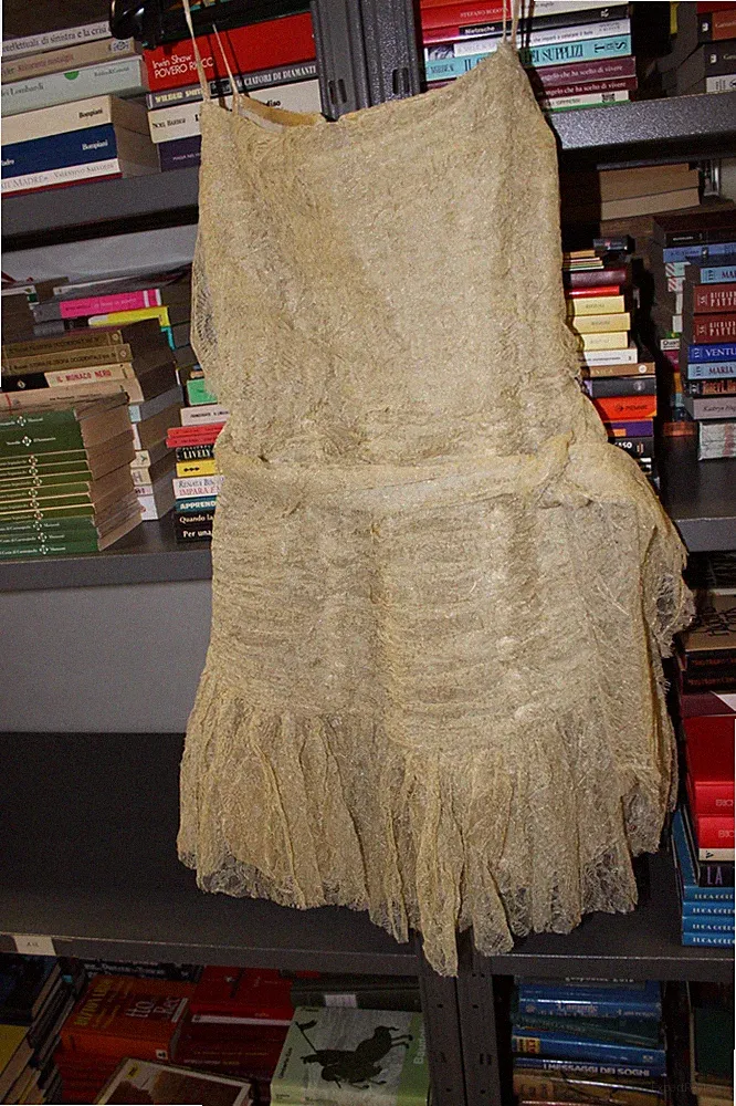 Damen Abendkleid Schneiderei Prototyp Spitze /Tüll Gold Gr. 38/40 N146