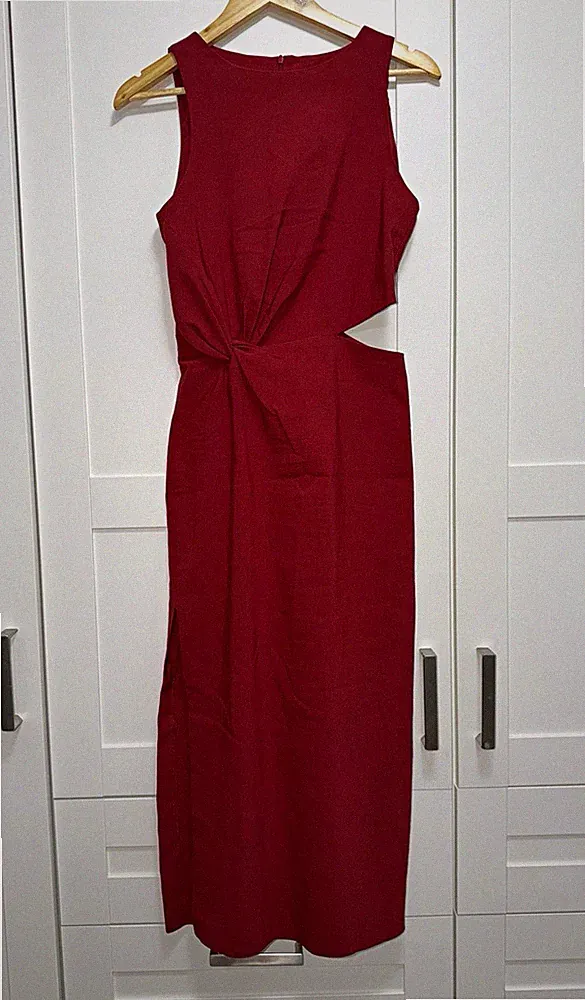 Damen Etuikleid Midi Gr. M rot unifarben ärmellos Rundhals Cut-Out Schlitz