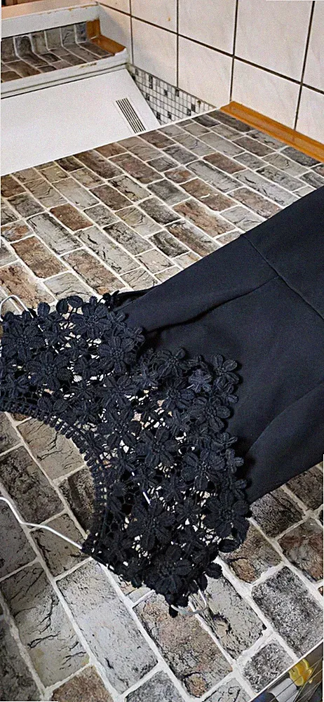 Damen Etuikleid Schwarz Spitze knielang ärmellos Rundhals elegant unifarben
